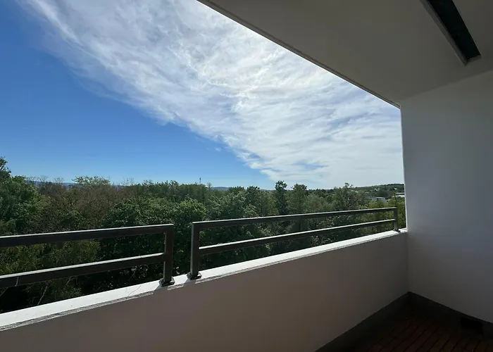 1 Mit Balkon Und Kueche アパート *